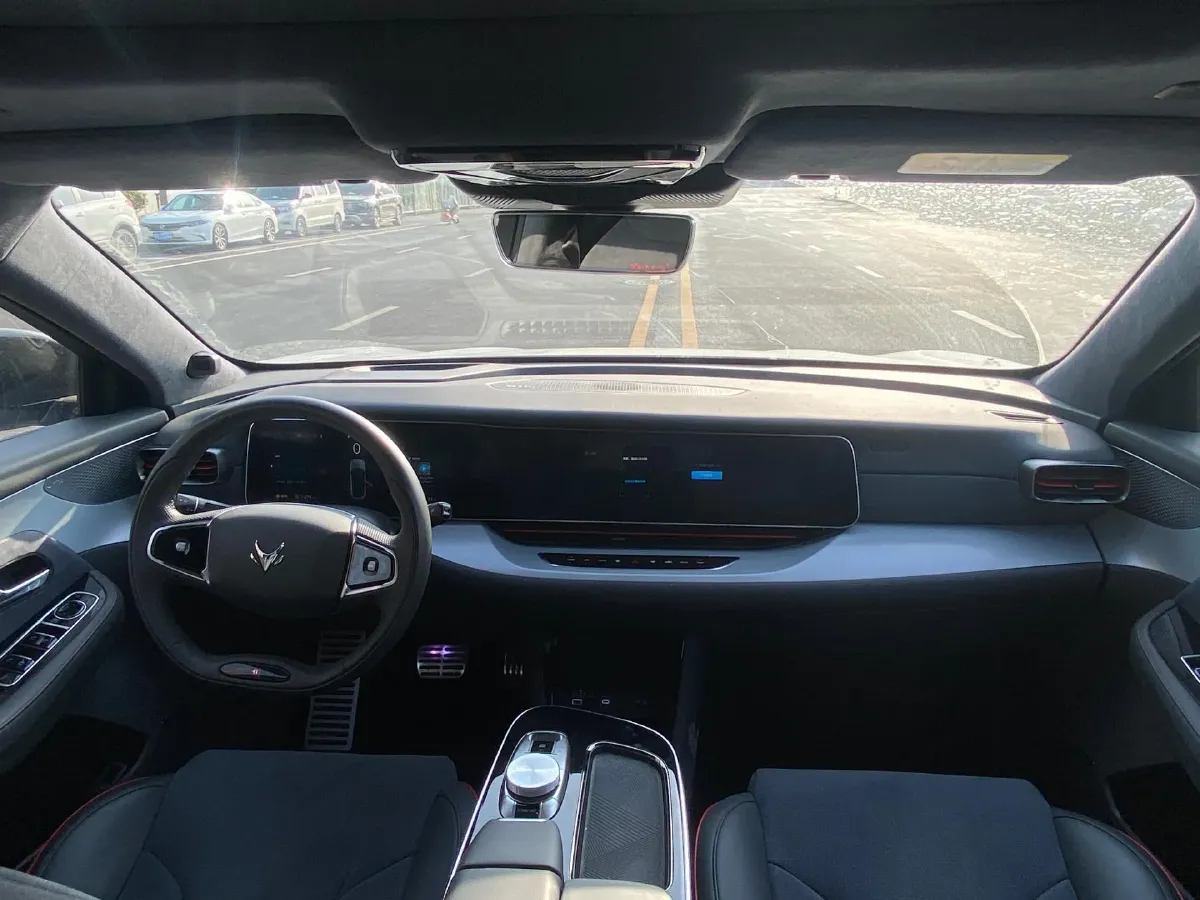 2022 ARCFOX αS BEV 74.5KWH,autocango,china used car exporter,china ev exporter,chinese used car exporter,chinese used ev exporter