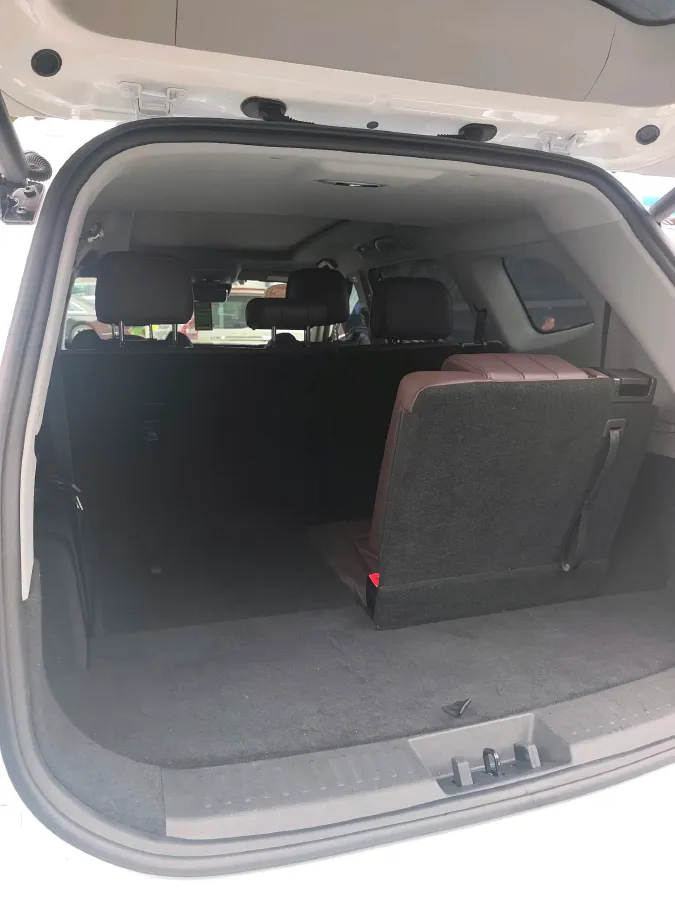 2024 Chery Tiggo 8 PRO 2.0T 254HP L4 7DCT,autocango,china used car exporter,china ev exporter,chinese used car exporter,chinese used ev exporter