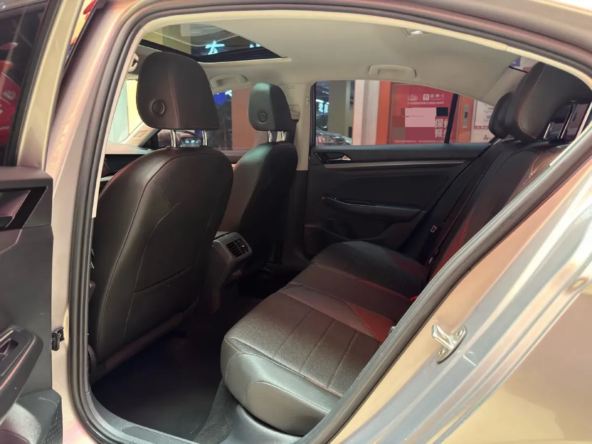 2021 Volkswagen Bora 1.5L 113HP L4 6AT,autocango,china used car exporter,china ev exporter,chinese used car exporter,chinese used ev exporter