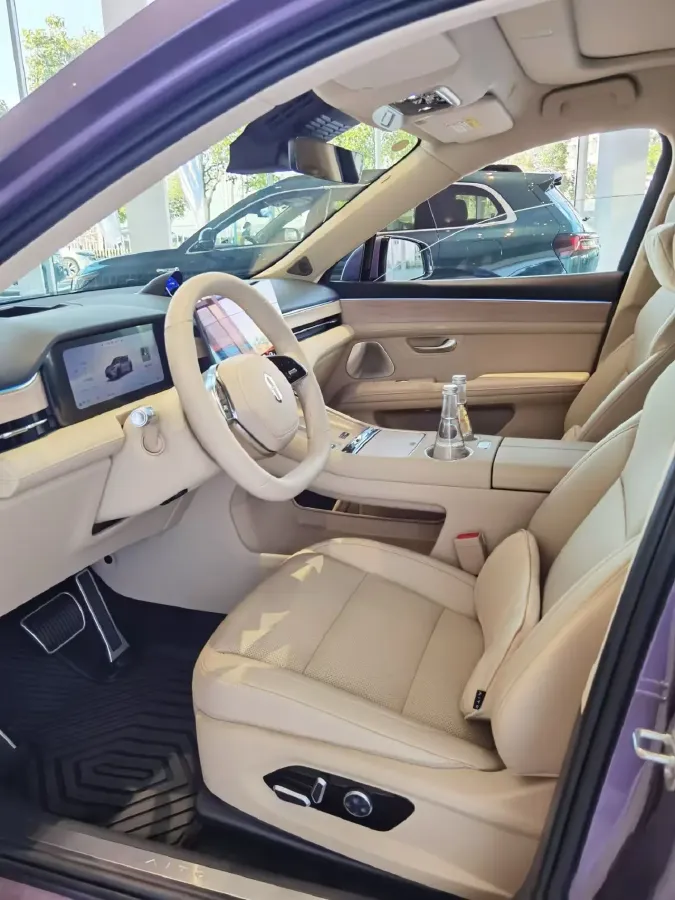 2025 AITO AITO M5 1.5T 152HP L4 REEV 42KWH,autocango,china used car exporter,china ev exporter,chinese used car exporter,chinese used ev exporter