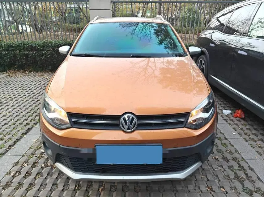 2018 Landwind XiaoYao 1.5T 163HP L4 CVT,autocango,china used car exporter,china ev exporter,chinese used car exporter,chinese used ev exporter