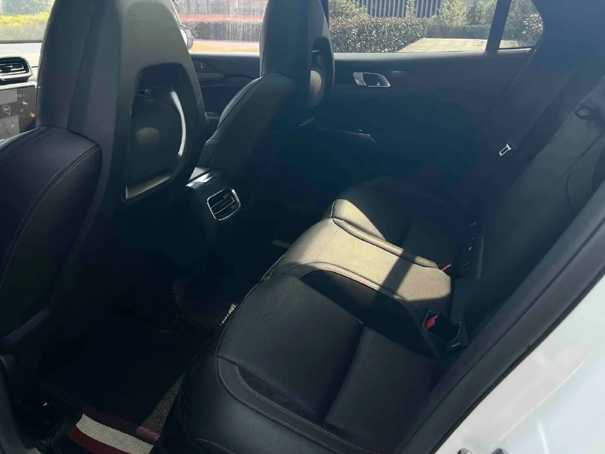 2019 LYNK&CO 01 2.0T 190HP L4 6AT,autocango,china used car exporter,china ev exporter,chinese used car exporter,chinese used ev exporter