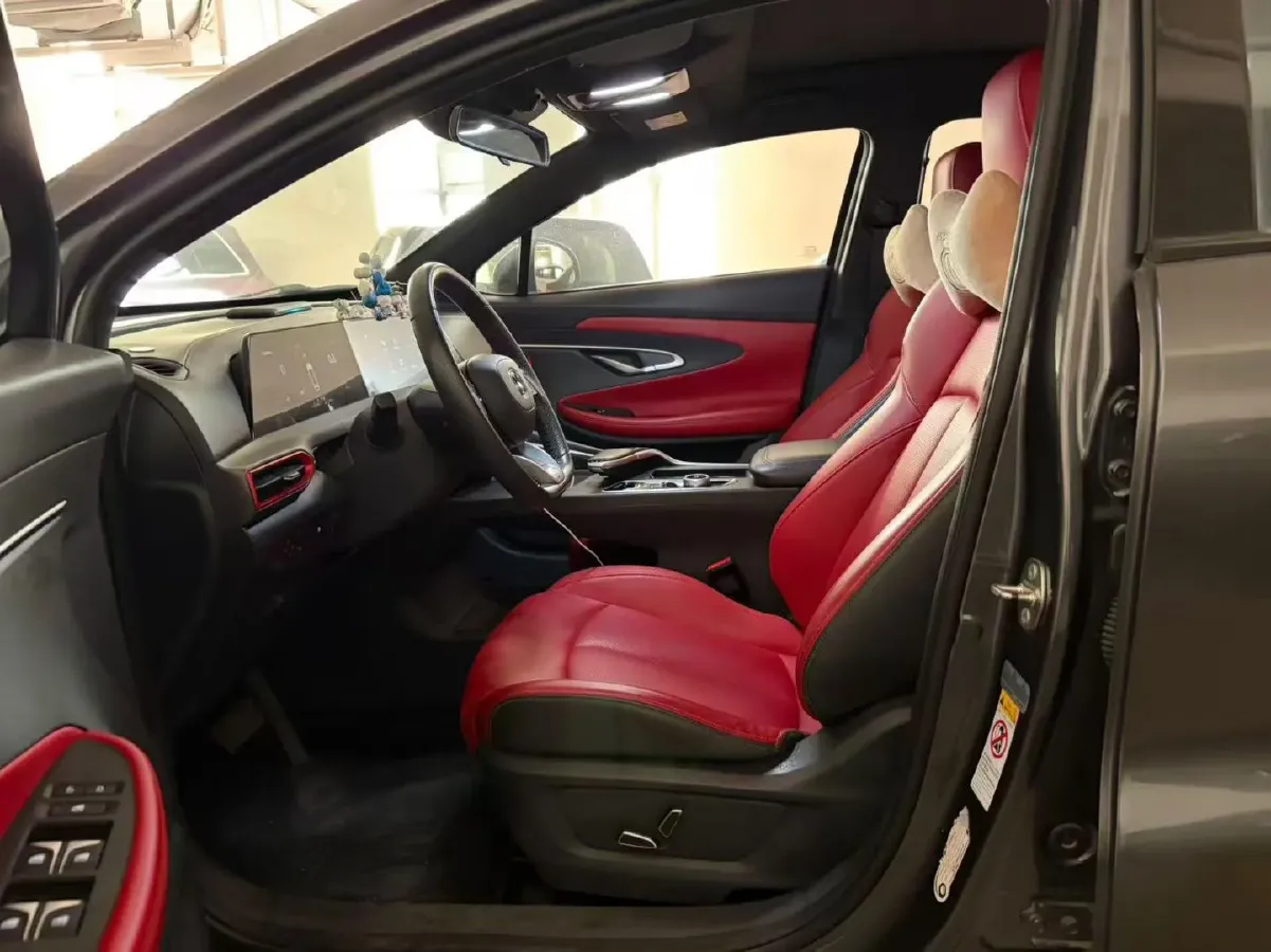 2020 ChangAn UNI-T 1.5T 180HP L4 7DCT,autocango,china used car exporter,china ev exporter,chinese used car exporter,chinese used ev exporter