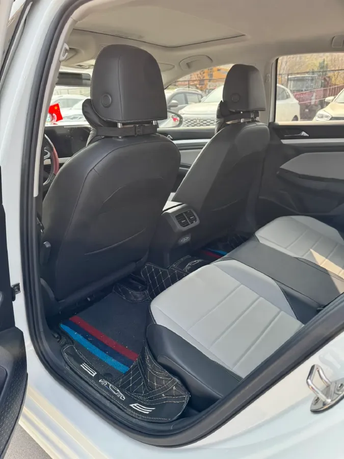 2023 Volkswagen Bora 1.2T 116HP L4 7DCT,autocango,china used car exporter,china ev exporter,chinese used car exporter,chinese used ev exporter