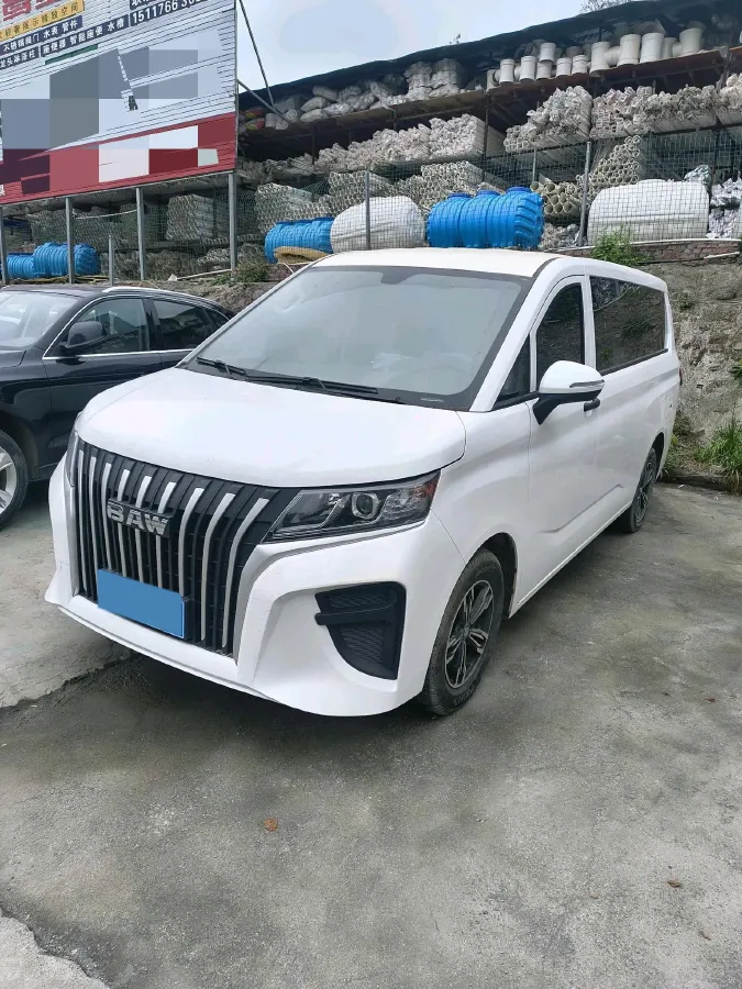 2024 BAW RuiSheng Trump M7 1.6L 124HP L4 5MT,autocango,china used car exporter,china ev exporter,chinese used car exporter,chinese used ev exporter