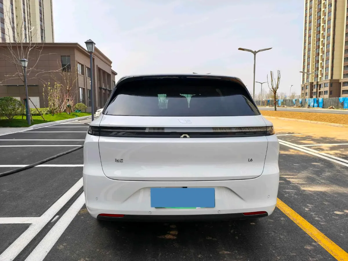 2024 Li L6 Range Extended 154HP L4 REEV 36.8KWH,autocango,china used car exporter,china ev exporter,chinese used car exporter,chinese used ev exporter