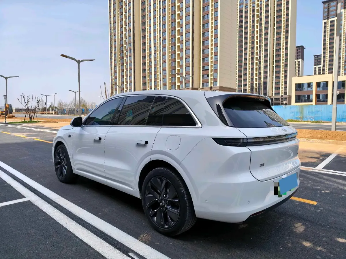 2024 Li L6 Range Extended 154HP L4 REEV 36.8KWH,autocango,china used car exporter,china ev exporter,chinese used car exporter,chinese used ev exporter