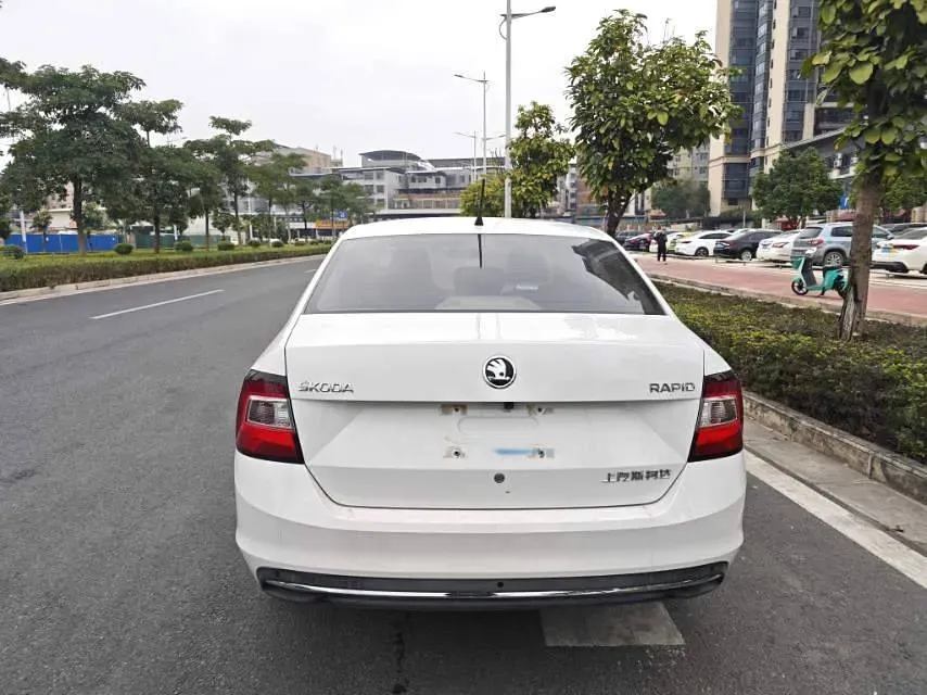 2019 Skoda Rapid Spaceback 1.5L 110HP L4 6AT,autocango,china used car exporter,china ev exporter,chinese used car exporter,chinese used ev exporter