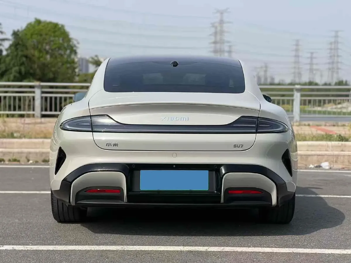 2024 MI SU7 BEV 73.6KWH,autocango,china used car exporter,china ev exporter,chinese used car exporter,chinese used ev exporter