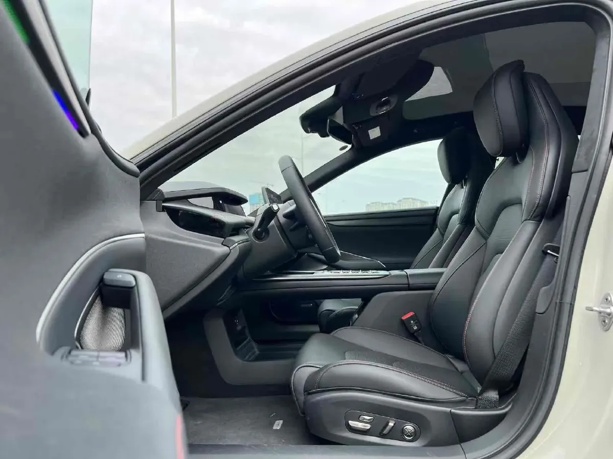 2024 MI SU7 BEV 73.6KWH,autocango,china used car exporter,china ev exporter,chinese used car exporter,chinese used ev exporter