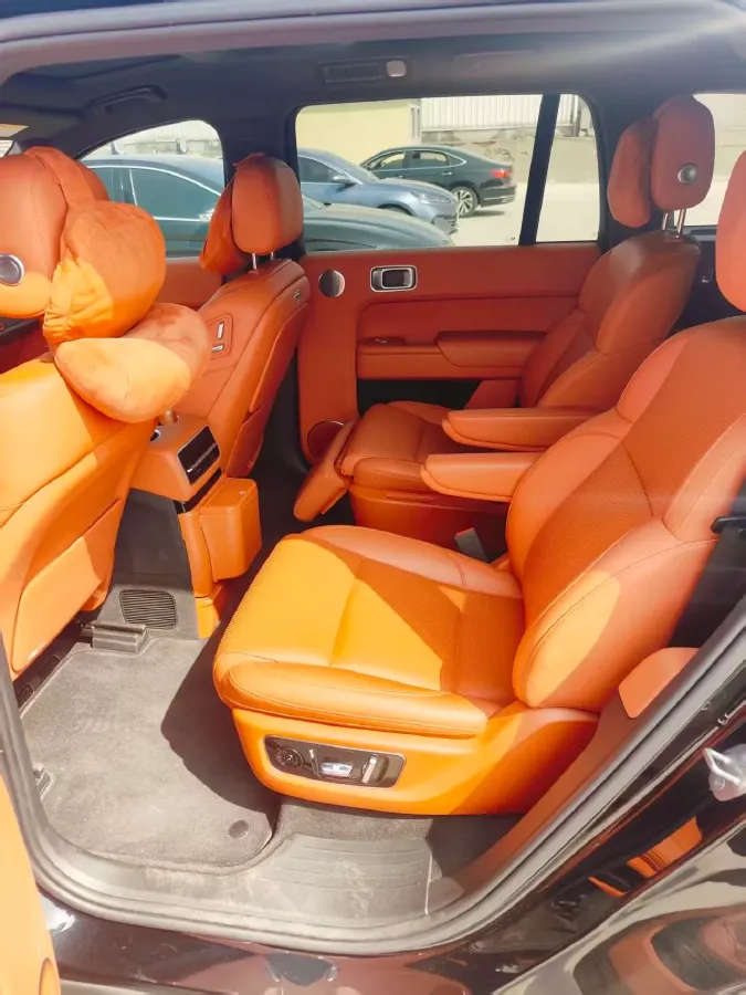 2023 Li L9 Range Extended 154HP REEV 42.6KWH,autocango,china used car exporter,china ev exporter,chinese used car exporter,chinese used ev exporter