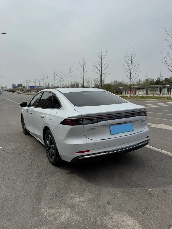 2025 Geely Galaxy A7 1.5L 112HP L4 1DHT PHEV,autocango,china used car exporter,china ev exporter,chinese used car exporter,chinese used ev exporter