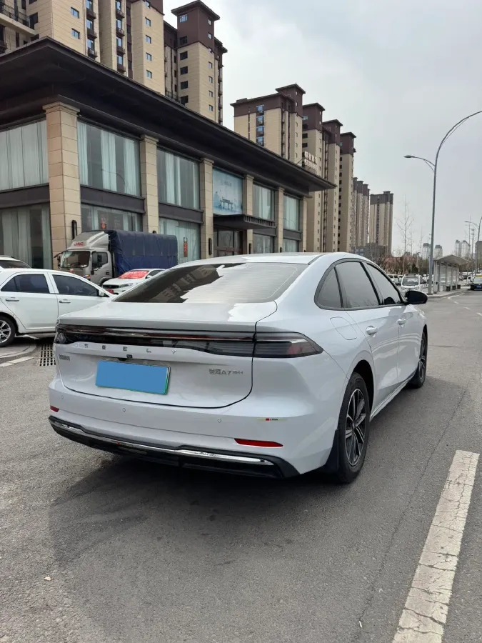 2025 Geely Galaxy A7 1.5L 112HP L4 1DHT PHEV,autocango,china used car exporter,china ev exporter,chinese used car exporter,chinese used ev exporter