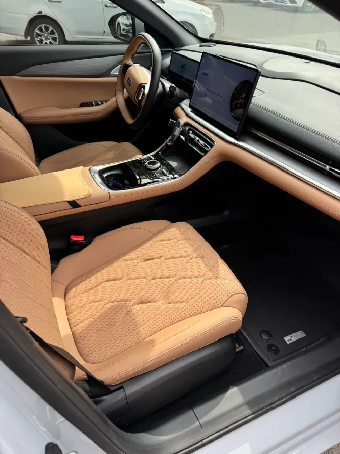 2025 Geely Galaxy A7 1.5L 112HP L4 1DHT PHEV,autocango,china used car exporter,china ev exporter,chinese used car exporter,chinese used ev exporter