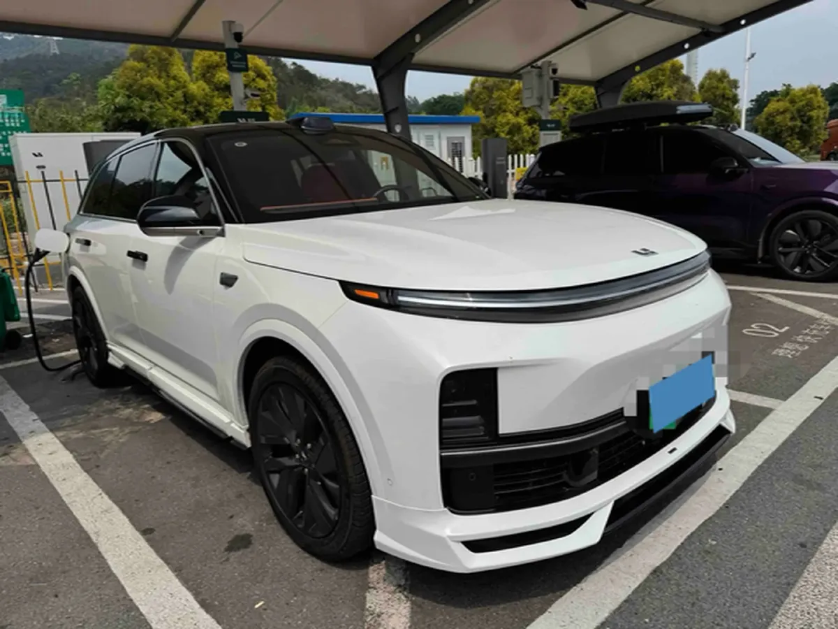 2024 Li L8 Range Extended 154HP REEV 42.8KWH,autocango,china used car exporter,china ev exporter,chinese used car exporter,chinese used ev exporter