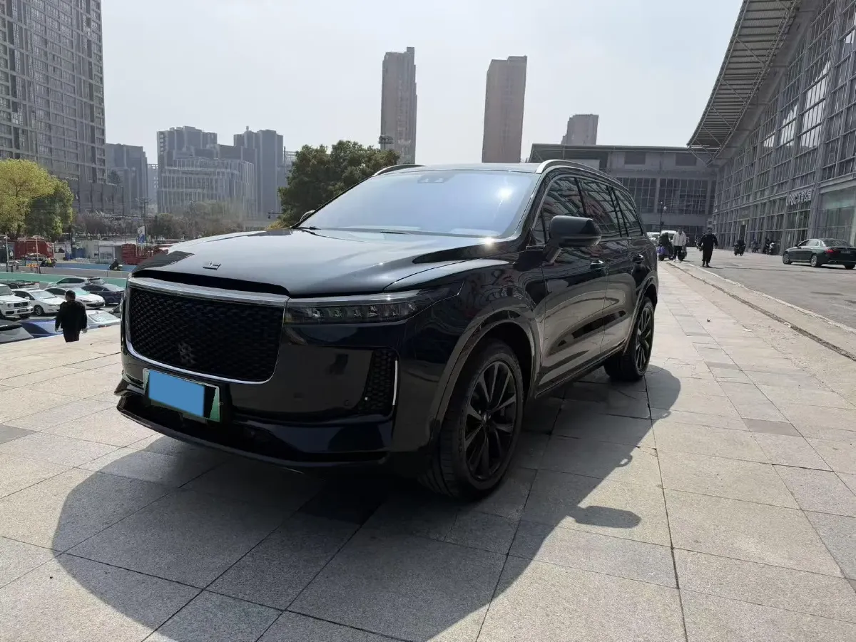 2020 Li ONE Range Extended 131HP REEV 40.5KWH,autocango,china used car exporter,china ev exporter,chinese used car exporter,chinese used ev exporter