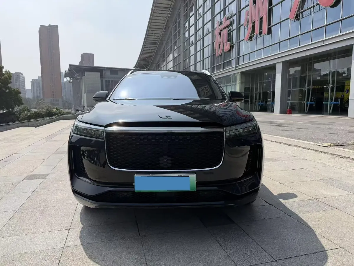 2020 Li ONE Range Extended 131HP REEV 40.5KWH,autocango,china used car exporter,china ev exporter,chinese used car exporter,chinese used ev exporter