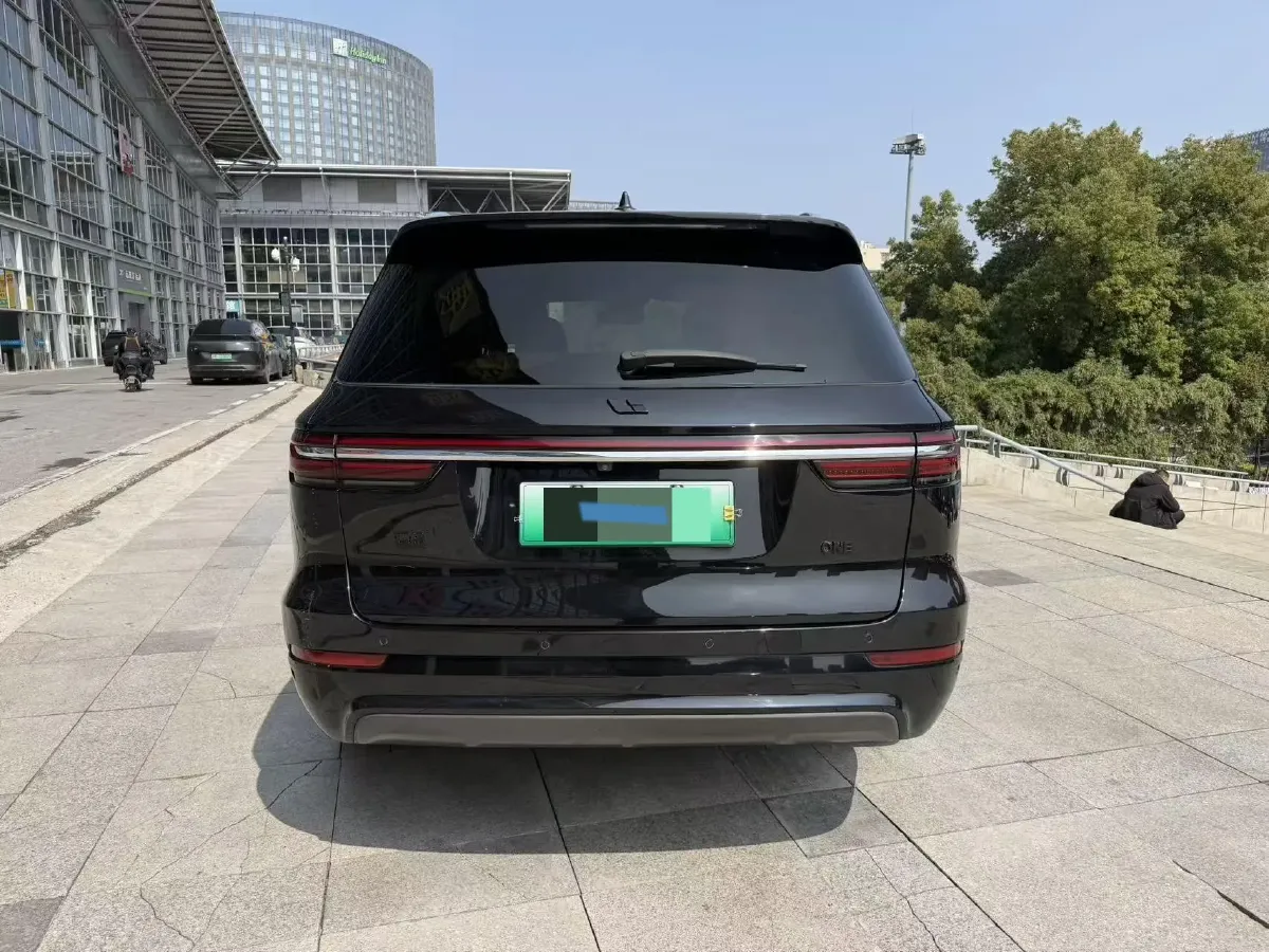 2020 Li ONE Range Extended 131HP REEV 40.5KWH,autocango,china used car exporter,china ev exporter,chinese used car exporter,chinese used ev exporter