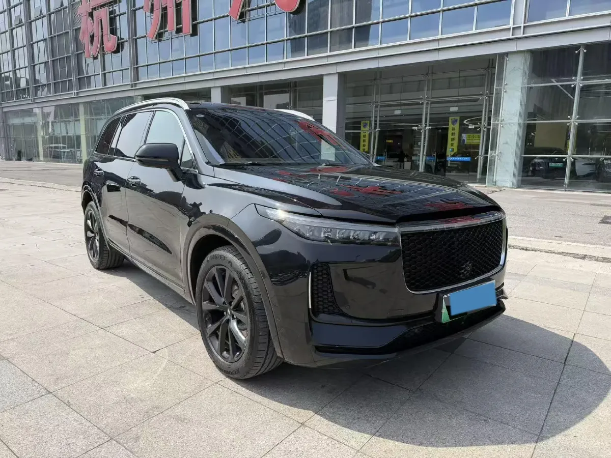2020 Li ONE Range Extended 131HP REEV 40.5KWH,autocango,china used car exporter,china ev exporter,chinese used car exporter,chinese used ev exporter