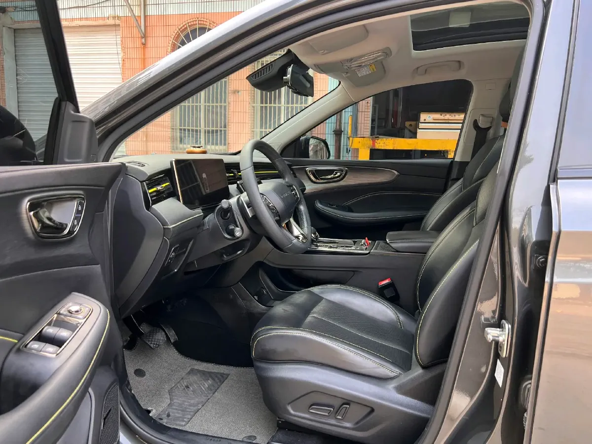 2021 Roewe RX5 1.5T 169HP L4 AMT PHEV 11.1KWH,autocango,china used car exporter,china ev exporter,chinese used car exporter,chinese used ev exporter