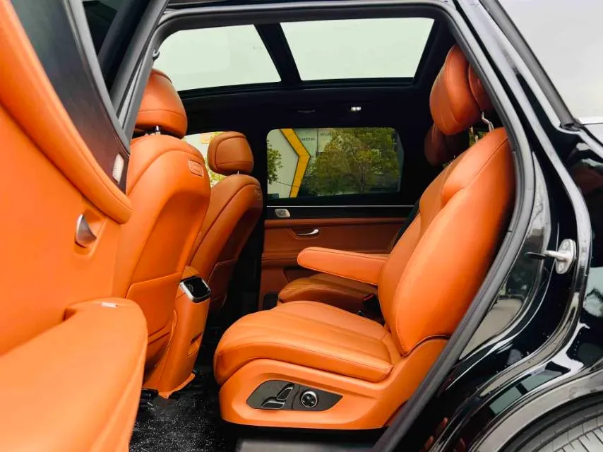 2024 AITO AITO M7 1.5T 152HP L4 REEV 42KWH,autocango,china used car exporter,china ev exporter,chinese used car exporter,chinese used ev exporter