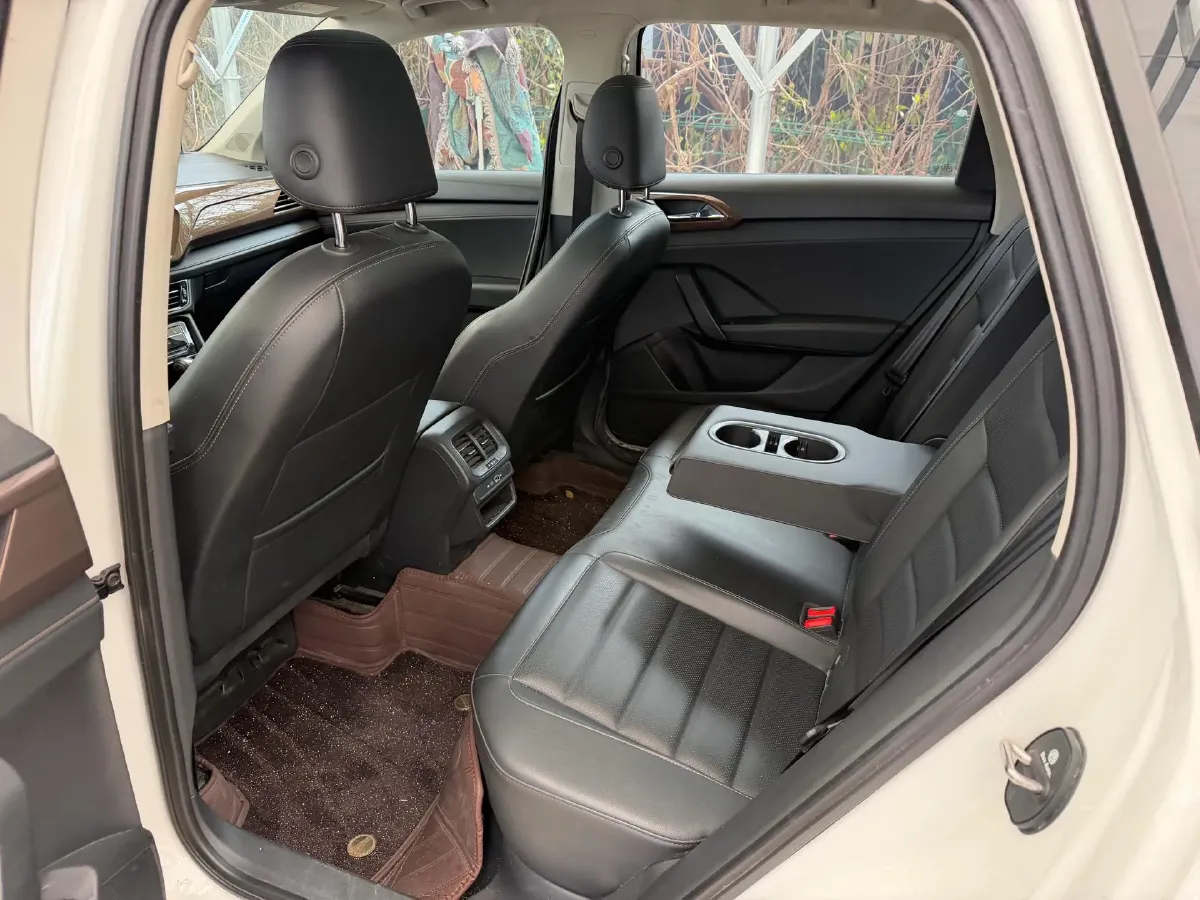 2021 Volkswagen Tharu 1.4T 150HP L4 7DCT,autocango,china used car exporter,china ev exporter,chinese used car exporter,chinese used ev exporter