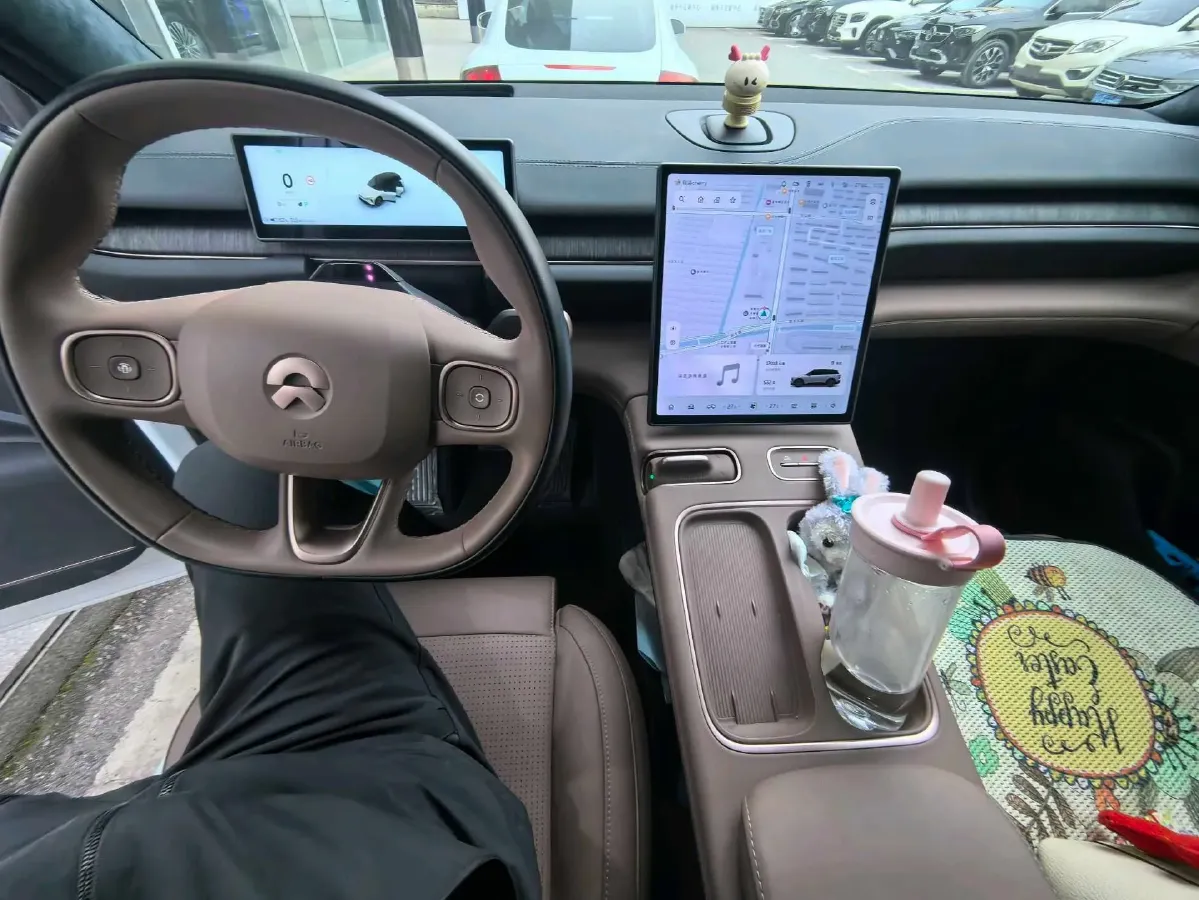 2024 NIO ES6 BEV 75KWH,autocango,china used car exporter,china ev exporter,chinese used car exporter,chinese used ev exporter