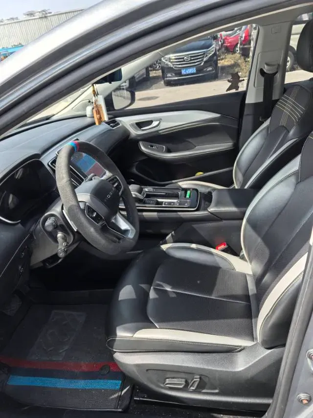 2020 Roewe i6 MAX 1.5T 173HP L4 7DCT,autocango,china used car exporter,china ev exporter,chinese used car exporter,chinese used ev exporter