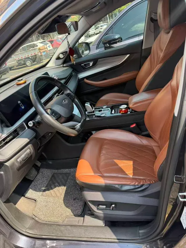 2022 ChangAn CS75 Plus 1.5T 178HP L4 6AT,autocango,china used car exporter,china ev exporter,chinese used car exporter,chinese used ev exporter