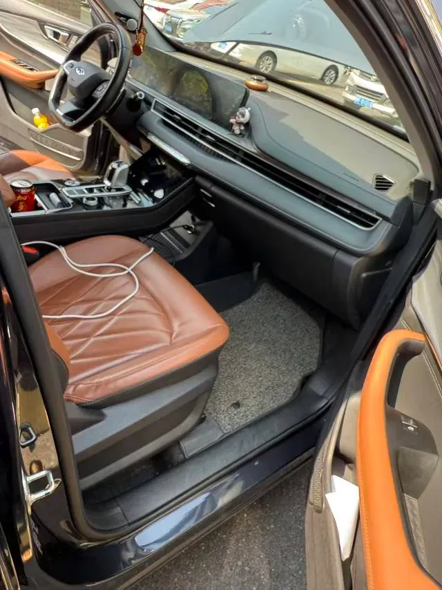 2022 ChangAn CS75 Plus 1.5T 178HP L4 6AT,autocango,china used car exporter,china ev exporter,chinese used car exporter,chinese used ev exporter