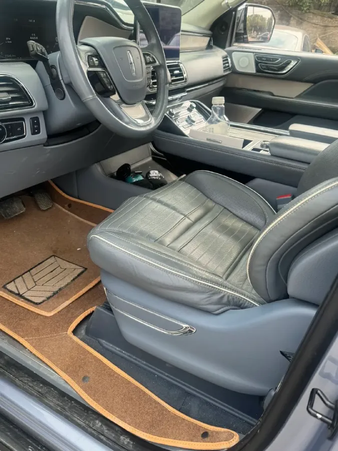 2019 Lincoln Navigator 3.5T 388HP V6 10AT,autocango,china used car exporter,china ev exporter,chinese used car exporter,chinese used ev exporter