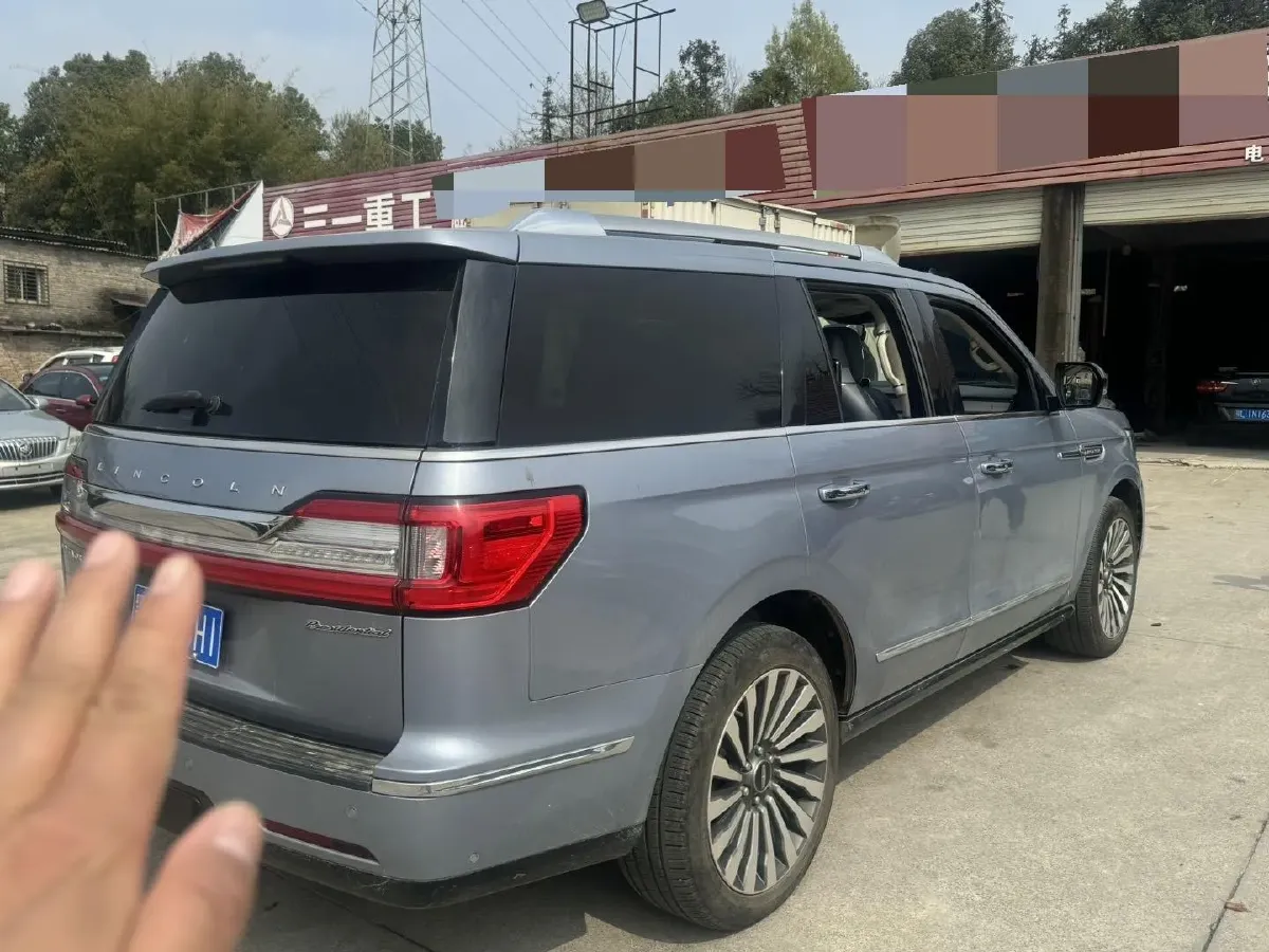2019 Lincoln Navigator 3.5T 388HP V6 10AT,autocango,china used car exporter,china ev exporter,chinese used car exporter,chinese used ev exporter