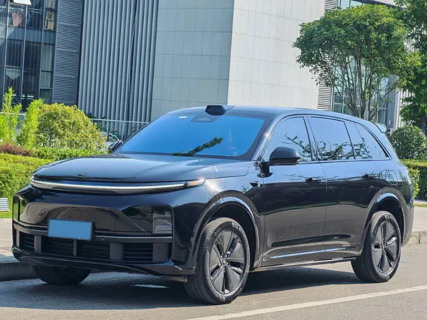 2024 Li L8 Range Extended 154HP REEV 42.8KWH,autocango,china used car exporter,china ev exporter,chinese used car exporter,chinese used ev exporter