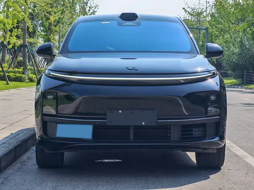 2024 Li L8 Range Extended 154HP REEV 42.8KWH,autocango,china used car exporter,china ev exporter,chinese used car exporter,chinese used ev exporter