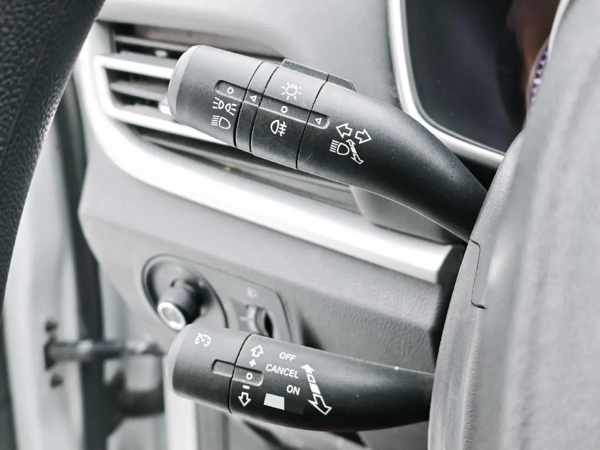 2020 Roewe RX3 1.6L 125HP L4 CVT,autocango,china used car exporter,china ev exporter,chinese used car exporter,chinese used ev exporter