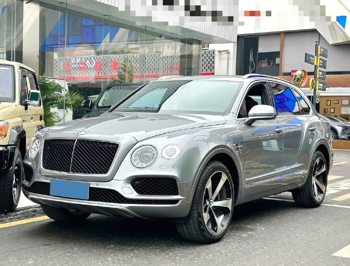 2021 Bentley Flying Spur 4.0T 550HP V8 8DCT,autocango,china used car exporter,china ev exporter,chinese used car exporter,chinese used ev exporter