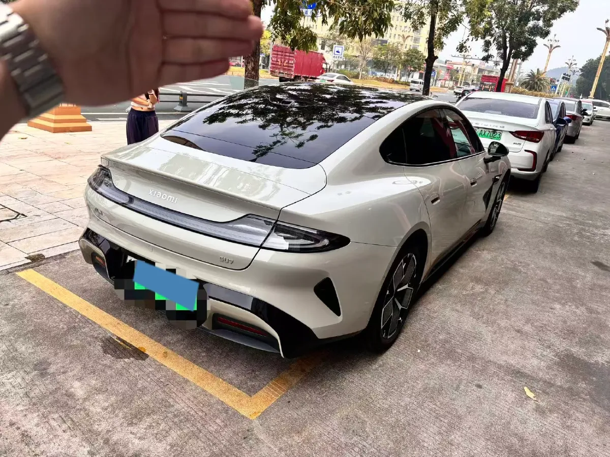 2024 MI SU7 BEV 73.6KWH,autocango,china used car exporter,china ev exporter,chinese used car exporter,chinese used ev exporter