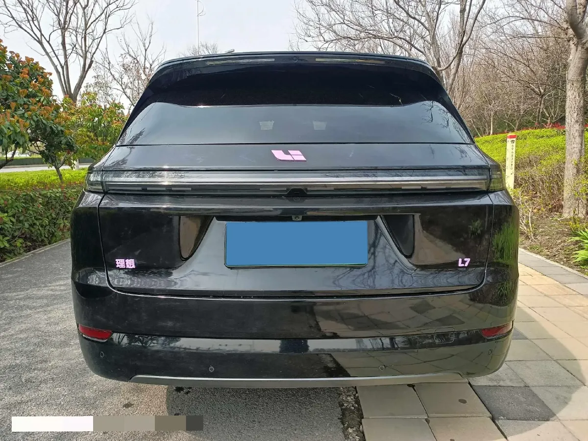 2025 Li L7 Range Extended 154HP REEV,autocango,china used car exporter,china ev exporter,chinese used car exporter,chinese used ev exporter