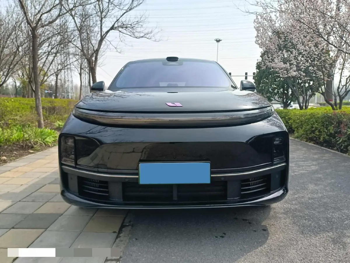 2025 Li L7 Range Extended 154HP REEV,autocango,china used car exporter,china ev exporter,chinese used car exporter,chinese used ev exporter