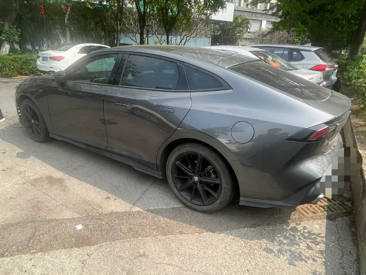 2022 ChangAn UNI-V 1.5T 188HP L4 7DCT,autocango,china used car exporter,china ev exporter,chinese used car exporter,chinese used ev exporter