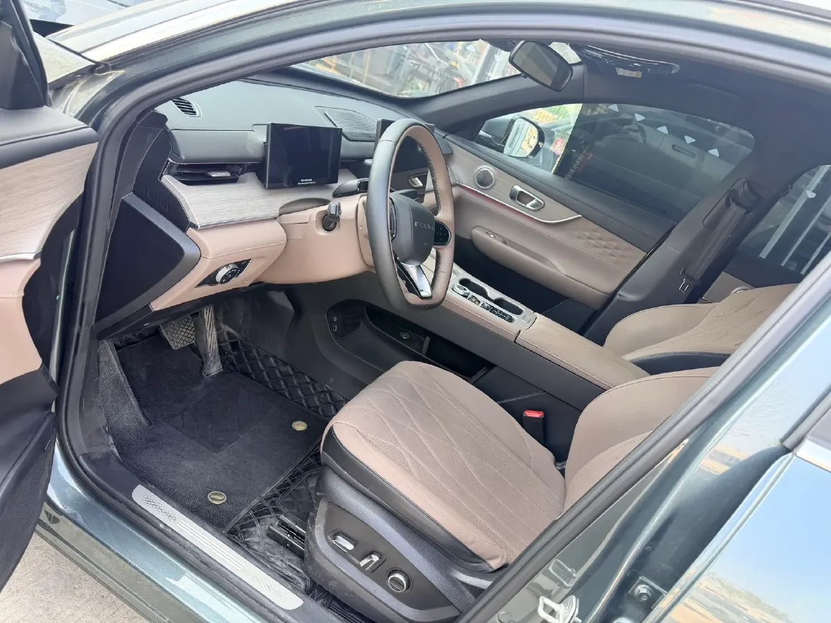 2025 Fulwin FulwinT8 1.5T 156HP L4 1DHT PHEV 18.67KWH,autocango,china used car exporter,china ev exporter,chinese used car exporter,chinese used ev exporter