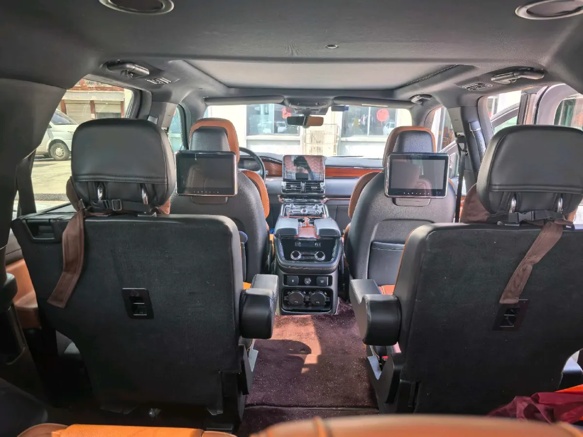 2019 Lincoln Navigator 3.5T 388HP V6 10AT,autocango,china used car exporter,china ev exporter,chinese used car exporter,chinese used ev exporter