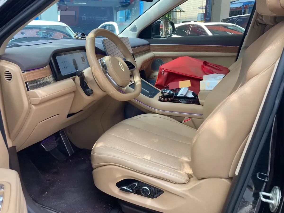 2024 AITO AITO M7 1.5T 152HP L4 REEV 42KWH,autocango,china used car exporter,china ev exporter,chinese used car exporter,chinese used ev exporter