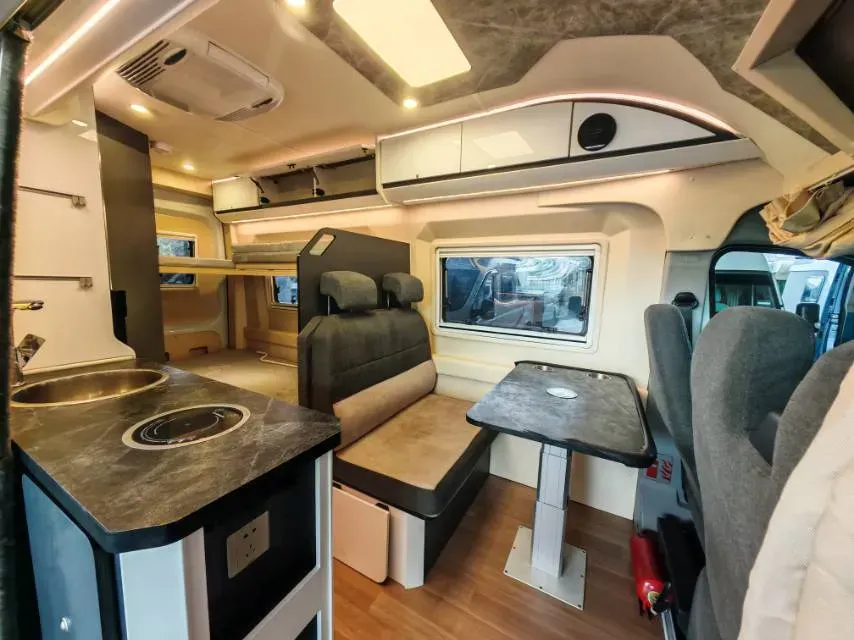 2010 Mitsubishi Pajero 3.0L 177HP V6 5AT,autocango,china used car exporter,china ev exporter,chinese used car exporter,chinese used ev exporter