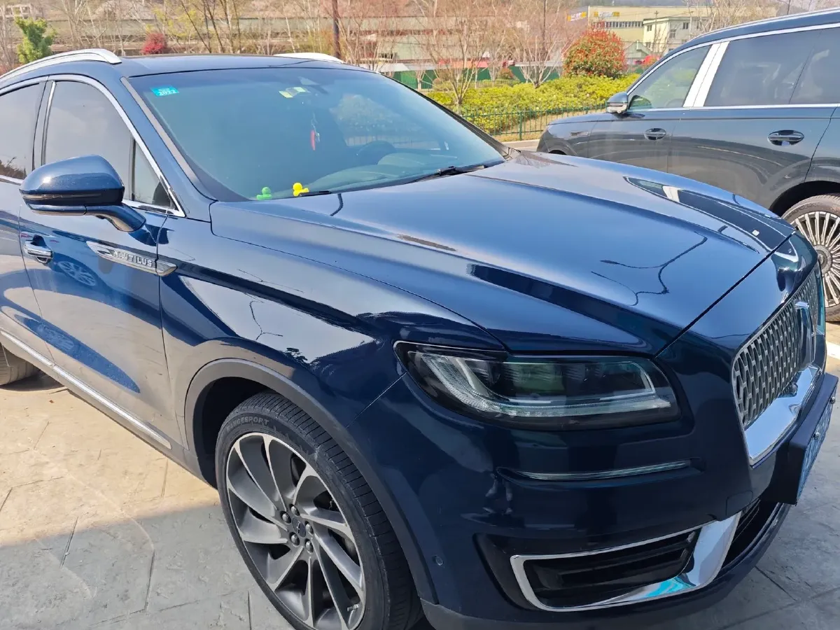 2019 Lincoln Nautilus 2.7T 329HP V6 8AT,autocango,china used car exporter,china ev exporter,chinese used car exporter,chinese used ev exporter