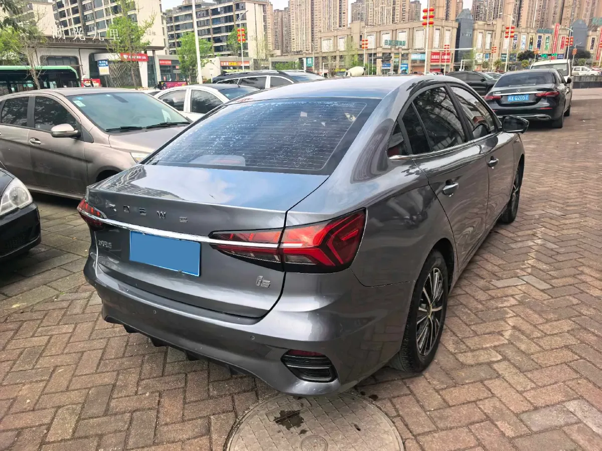 2021 Roewe i5 1.5L 120HP L4 CVT,autocango,china used car exporter,china ev exporter,chinese used car exporter,chinese used ev exporter