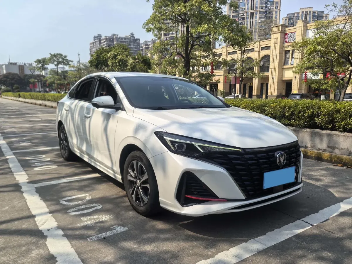 2021 ChangAn Eado 1.4T 160HP L4 7DCT,autocango,china used car exporter,china ev exporter,chinese used car exporter,chinese used ev exporter
