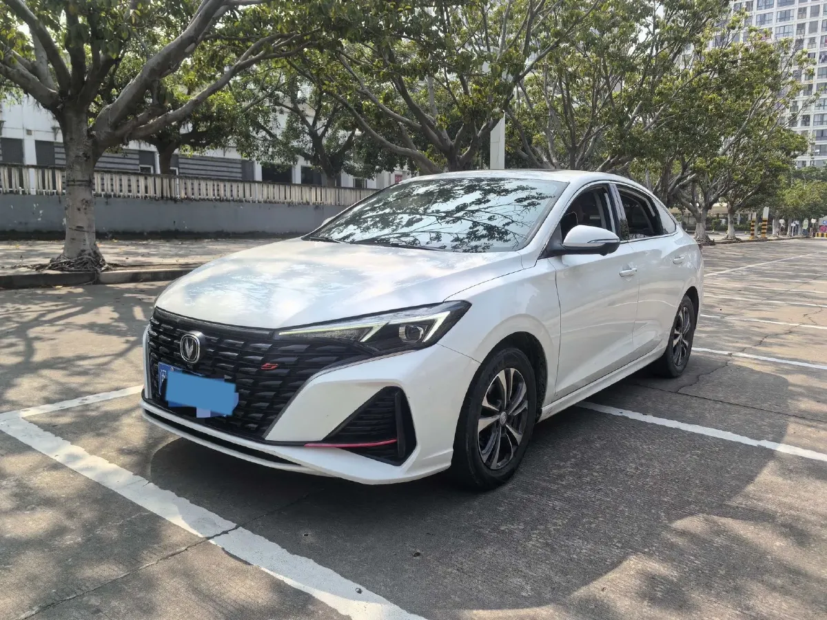 2021 ChangAn Eado 1.4T 160HP L4 7DCT,autocango,china used car exporter,china ev exporter,chinese used car exporter,chinese used ev exporter