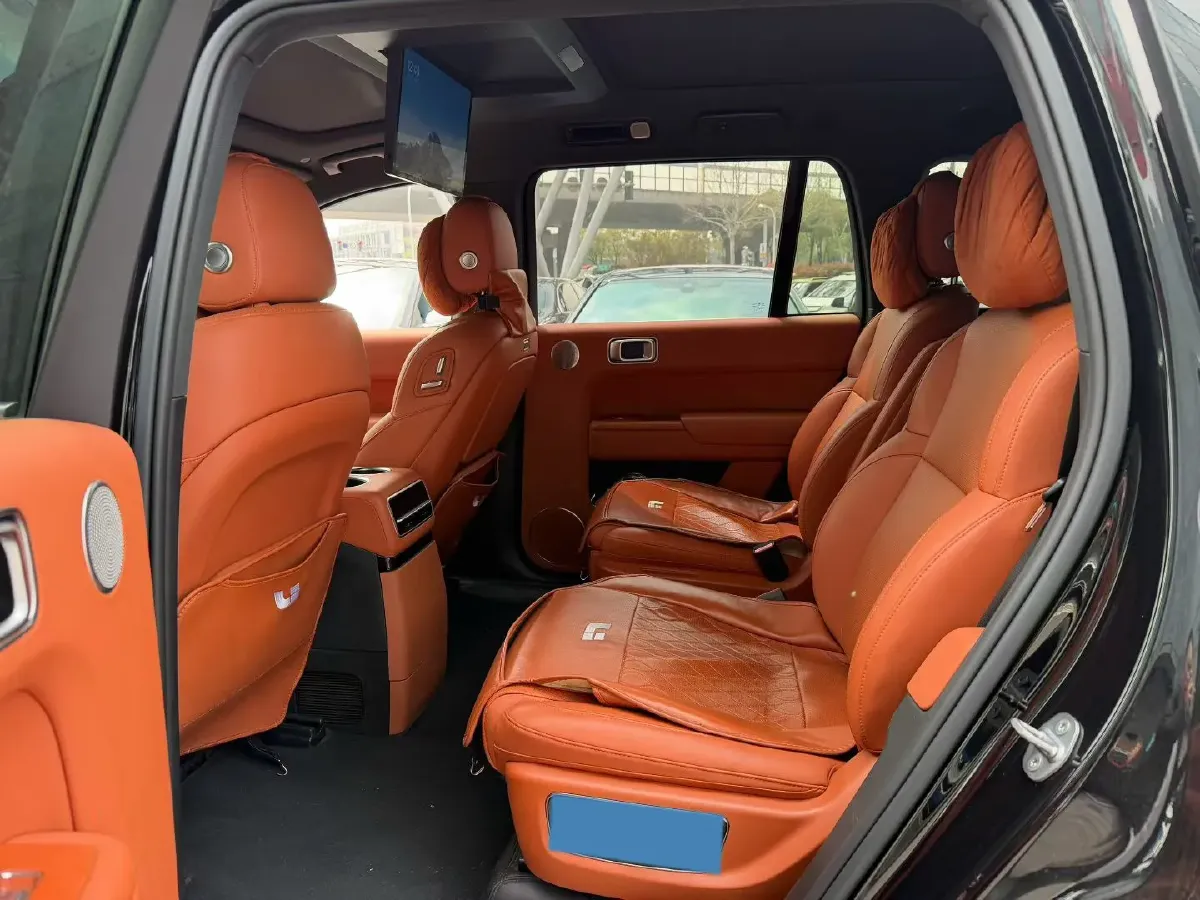 2023 Li L9 Range Extended 154HP REEV 42.6KWH,autocango,china used car exporter,china ev exporter,chinese used car exporter,chinese used ev exporter