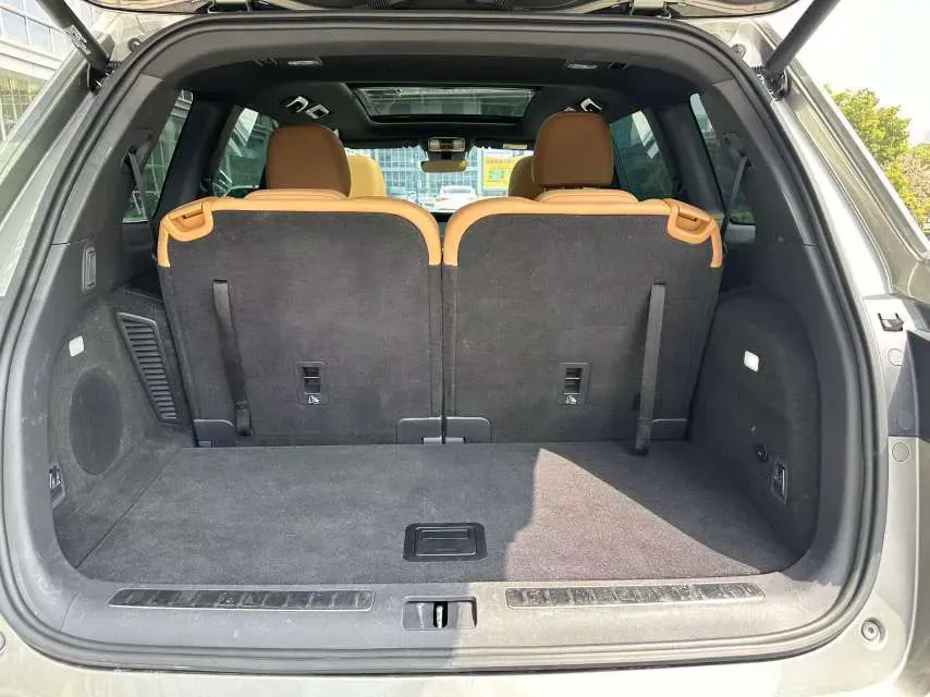 2021 Li ONE Range Extended 131HP REEV 40.5KWH,autocango,china used car exporter,china ev exporter,chinese used car exporter,chinese used ev exporter